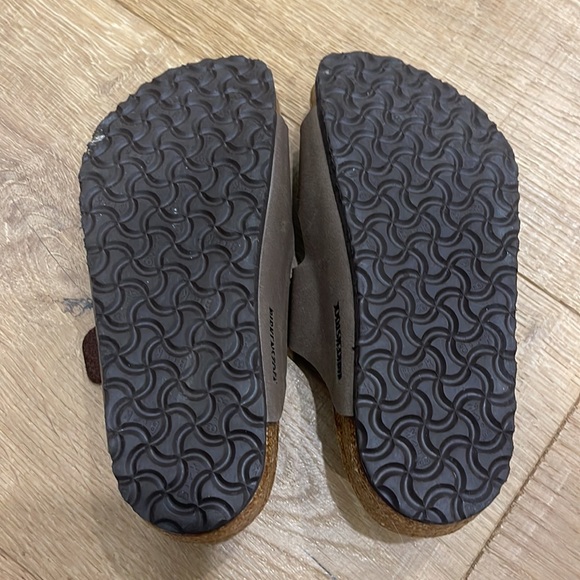 Boys Birkenstock Arizona Sandals - Size 30 (US 13) - Picture 4 of 5